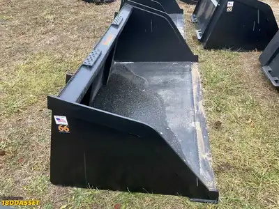 New Tomahawk 66” snow/mulch skid steer bucket, welded on high carbon cutting edge, skid steer...