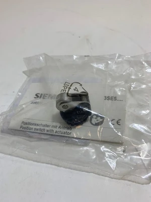 NEW Siemens 3SE5 000-0AE13