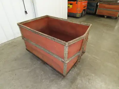 Used INSULFAB PLASTICS _UNKNOWN_ Shipping Containers Indiana US | Arrow Industrial #1368103