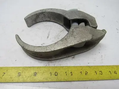 Latrobe 3-1/2" Edge Clamp Parallel Pipe Ridged Conduit Galvanized Lot Of 4