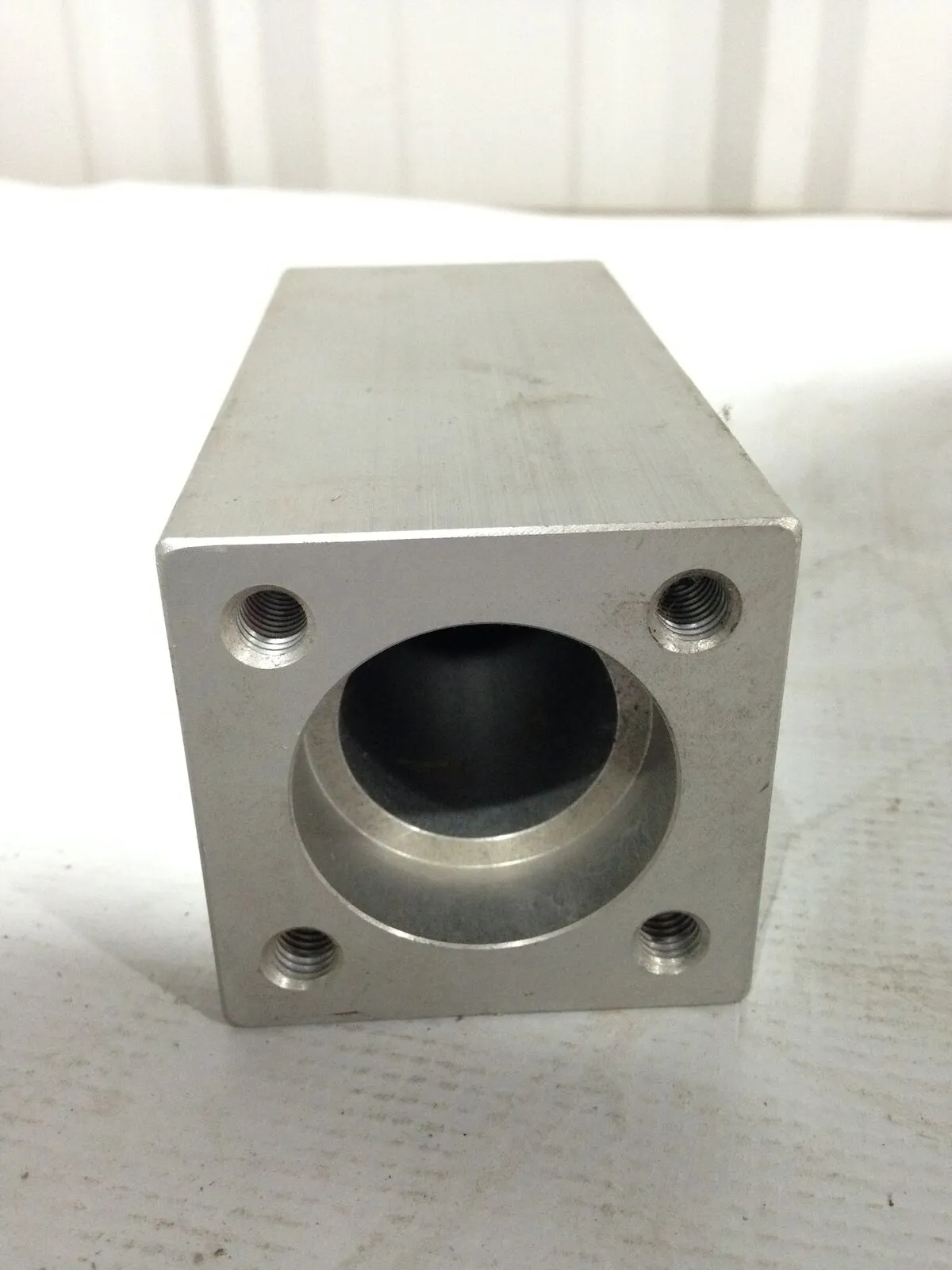 5″ X 2-1/2″ X 2-1/2″ Aluminium Linear Bearing Block w/ 1″ Dia. Shaft Bore
