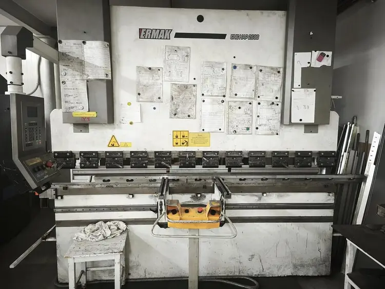 Used 2006 ERMAK CNC HAP 2680 Press Brakes CZ | Amaron s.r.o. #1303624
