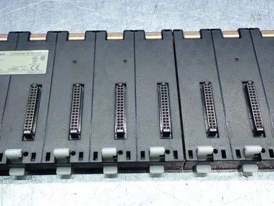 USED OMRON C200HWBI101V1