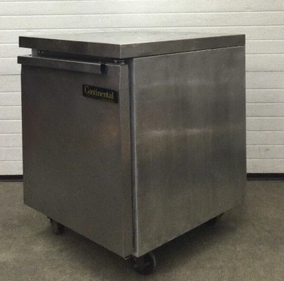 167-0129 Continental SWF27 27” Self Contained Worktop Freezer
