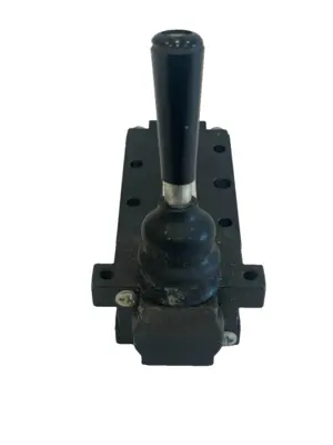 NEW SCHRADER BELLOWS 520831000 OPERATED VALVE