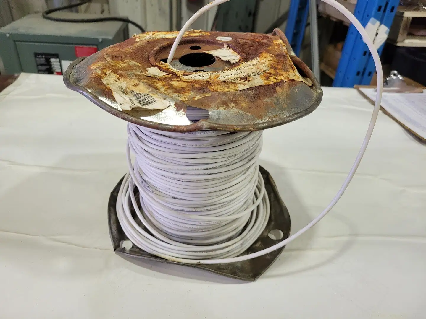 600V  RW90 XLPE Cable (-40*C), 10 AWG, 1 Conductor