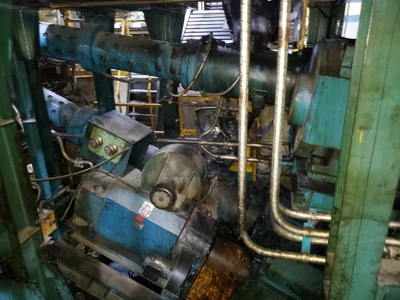 Nakata Triplex Sidewall Extruder