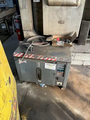 USED HYSTER E80XL3
