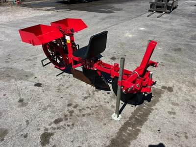 Mechanical Transplanter CT-5 Christmas Tree Planter | County Equipment Company LLC (5)