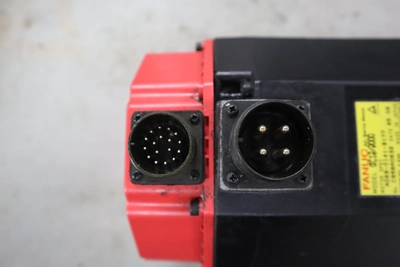 USED 1995 USED FANUC PARTS AND TOOLING AC12/2000 SERVO MOTOR