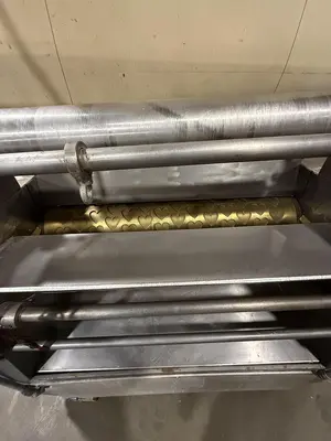 USED APV 390