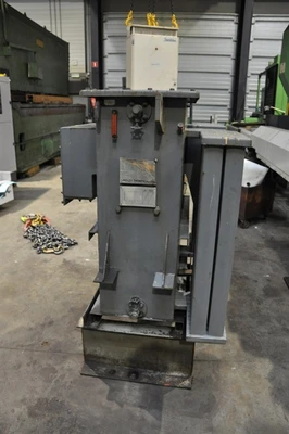 USED LINDLEY THOMPSON TRANSFO 400-200V