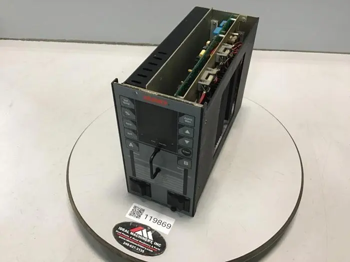 USED HUSKY 9152