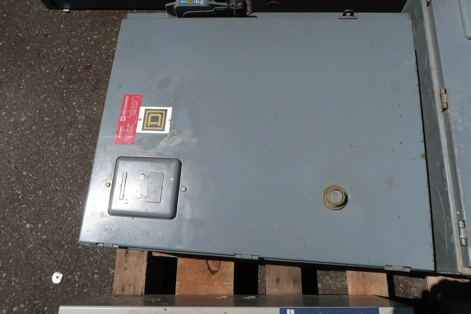 50 Amp, 3 Pole, 600 volts Non-Fused Disconnect w/ Contactor