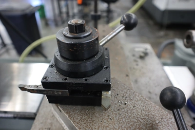 Used HARDINGE HLV-H Precision Lathes Minnesota US | Machinesused.com #1364588