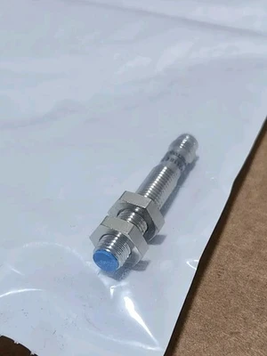 NEW SICK 1040870