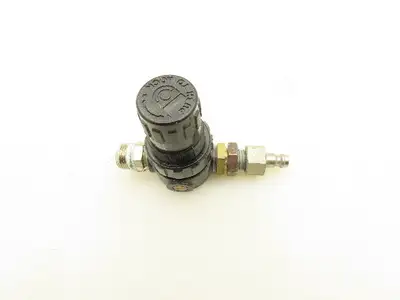 RS14MC Air Pressure Regulator 1/4" Ports 290 PSI  Lot of 4