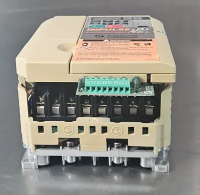 Yaskawa CIMR-VU4A0001BAA Open Chassis Variable Frequency Drive 3 Phase (BIN645)