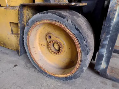 USED CAT T125D