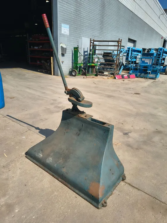 Used BEVERLY SHEAR B3 Hand Shears South Carolina US | ESS Industrial Equipment Sales #1284807