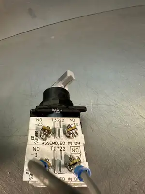 Eaton 10250T/91000T Switch. with Cam 1-0420 (7.2.2)