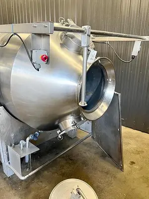 Used Lutetia Type 40 Vacuum Tumbler, 2200 Kg