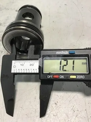 USED VICKERS 25-D20-10