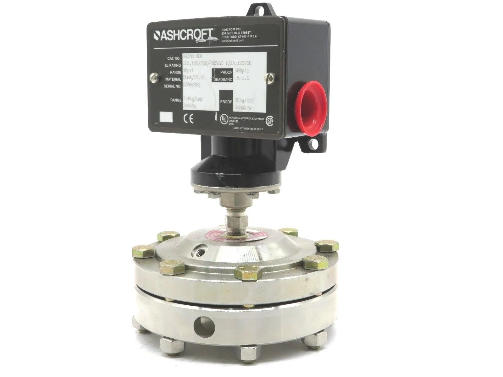 USED ASHCROFT B424B-XCK PRESSURE SWITCH WITH FLANGE B424BXCK, B424B