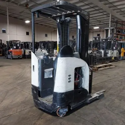 USED 2018 CROWN RR5725-45