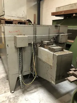 USED RIPOCHE WELDING TREATMENT OVEN