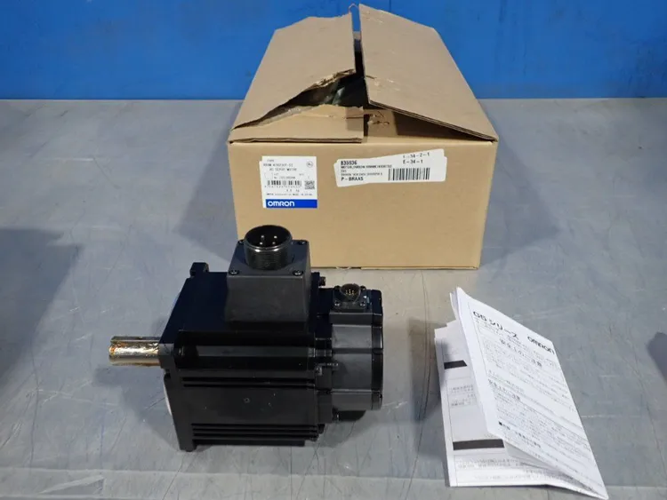New | in-Stock OMRON R88MK1K030TS2 Servo Motors | HGR 24 #730884
