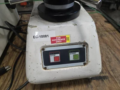 (1) Clark CLC-200R Hardness Tester