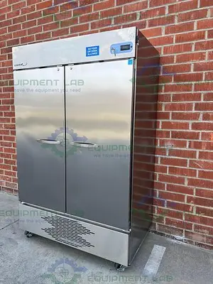 USED VWR GTVWG49FSSA STAINLESS STEEL DOUBLE DOOR FREEZER - 25°C 49 CU, FT.