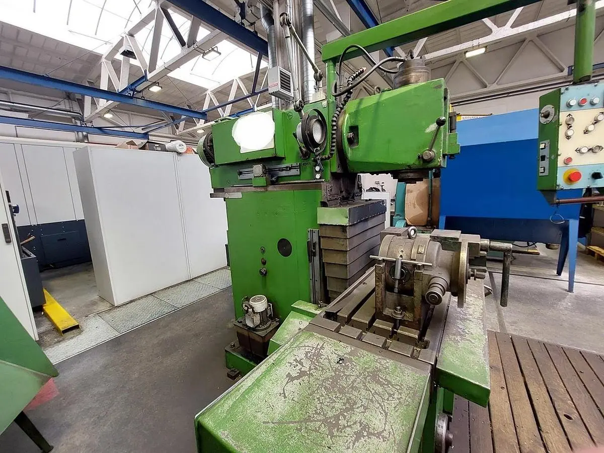 Used 1992 TOS FGS 32/40 Vertical Mills CZ | Amaron s.r.o. #1285598