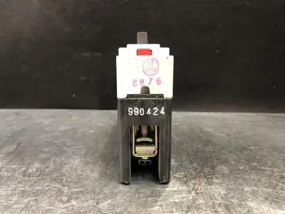 USED CUTLER-HAMMER FDB1015