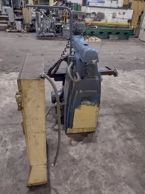 CINCINNATI HORIZONTAL MILL WITH BRIDGEPORT HEAD USED