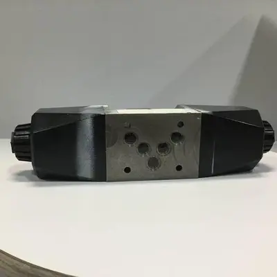 USED VICKERS DG4V56CMP7LH740