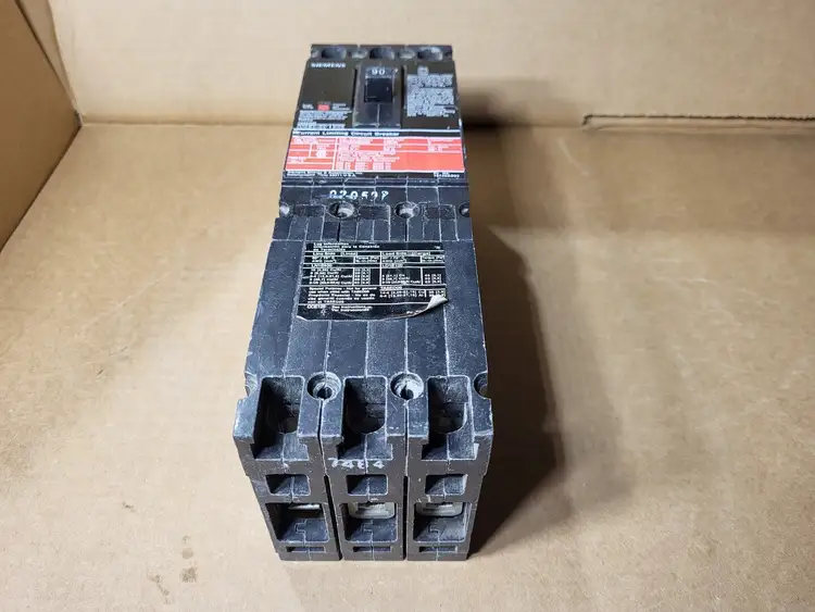 Used SIEMENS CED63B090 Switchgears British Columbia CA | Lenmark #409278