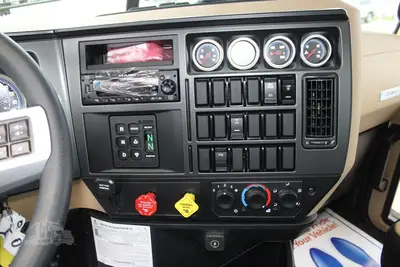 New | in-Stock 2025 MACK GRANITE 64BR Rolloff Trucks Texas US | Roll Off Truck World #1491900
