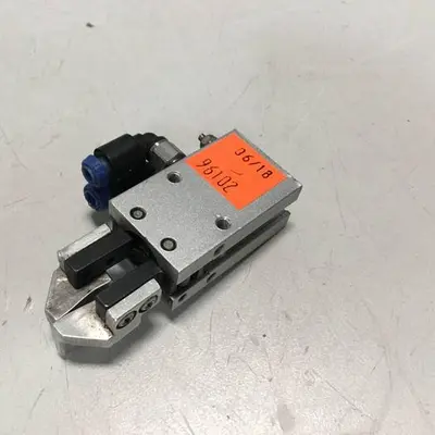 USED SMC MHC2-10D