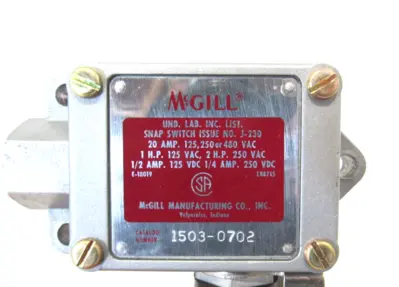 NEW MCGILL 1503-0702 LIMIT SWITCH 15030702