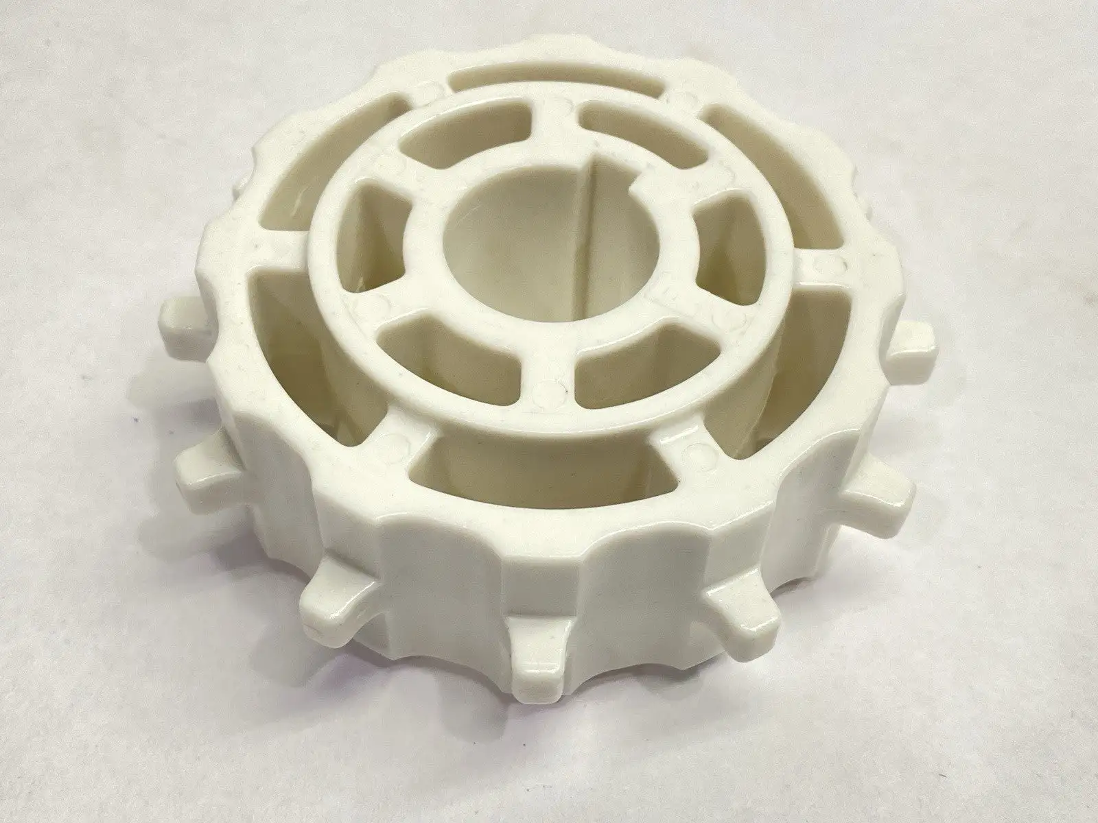 USED CRS CHAIN SPROCKET 12 TEETH 3.87" PITCH