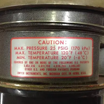 USED DWYER 3003