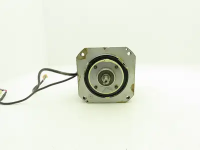 Yaskawa SGMDH06A2AYR25 550W 2.63Nm 2000RPM 200V AC Servo Motor