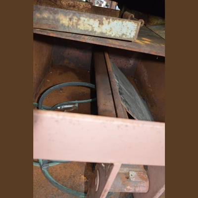 Universal Handling Equipment Compactor