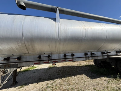 Used 2012 WARREN BULK FEED TRAILER Tanker Trailers Michigan US | Miedema Asset Management Group #1709523