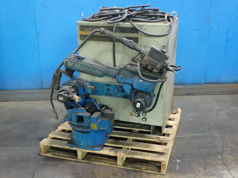 USED 2013 YASKAWA MOTOMAN MH6