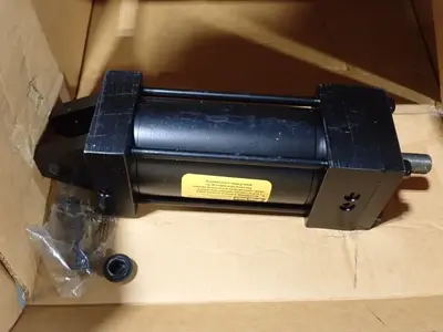 New | in-Stock PARKER 03.25CBB2AU14C5.000 Pumps Ohio US | HGR 24 #1405195