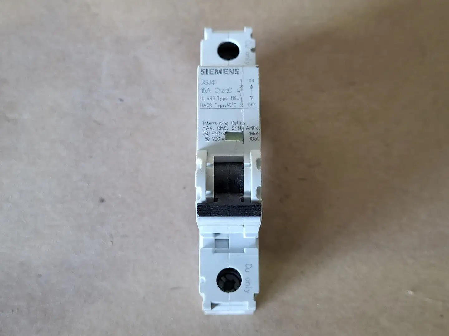 USED SIEMENS 5SJ4118-7HG40