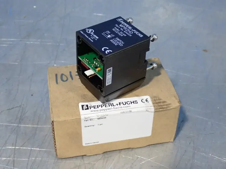Used PEPPERL AND FUCHS MPR2HD Photoelectric Sensors Ohio US | HGR 24 #1070126